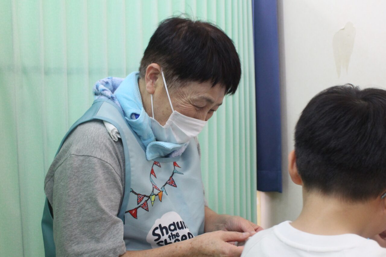 保育支援者の保育の様子3